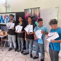 Estudiantes de los Colegios Técnicos de Guácimo, Limón y Santa Cruz se gradúan en el idioma inglés gracias al programa, Work UP With NEO, implementado por la empresa EduTech.