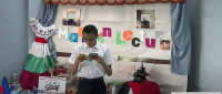 Niño de primaria lee su lectura de autor costarricense en la maratón virtual