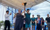 Antorcha es entregada al primer estudiante costarricense