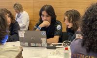 240 colegiales aprenden del uso de la Inteligencia Artificial y Tecnología en el mundo empresarial