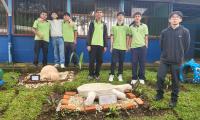 Estudiantes y profesores del Liceo de Curridabat reprodujeron piezas de arte precolombino 