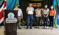 Estudiantes y docentes del CTP Ambientalista reciben certificado